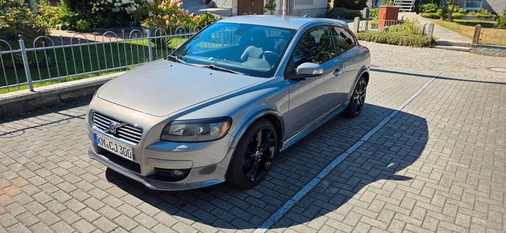 Bild des Angebotes Volvo C30 2.0 Momentum R - Design