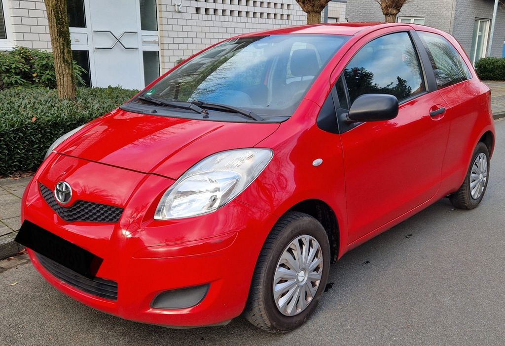 Toyota Yaris 1,0 Benzin
