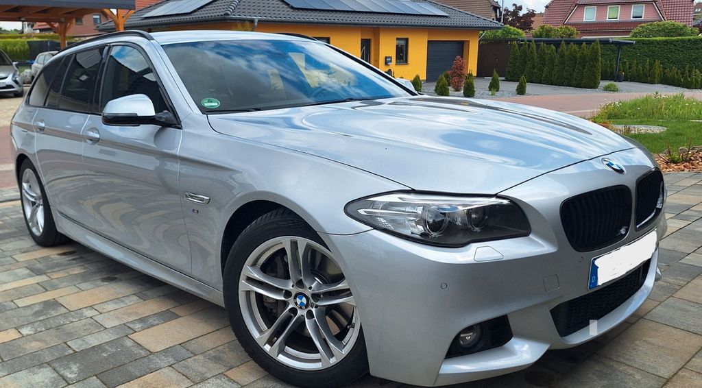 Bild des Angebotes BMW 525d Touring - M Paket - Bremsen/Stoßdämpfer NEU