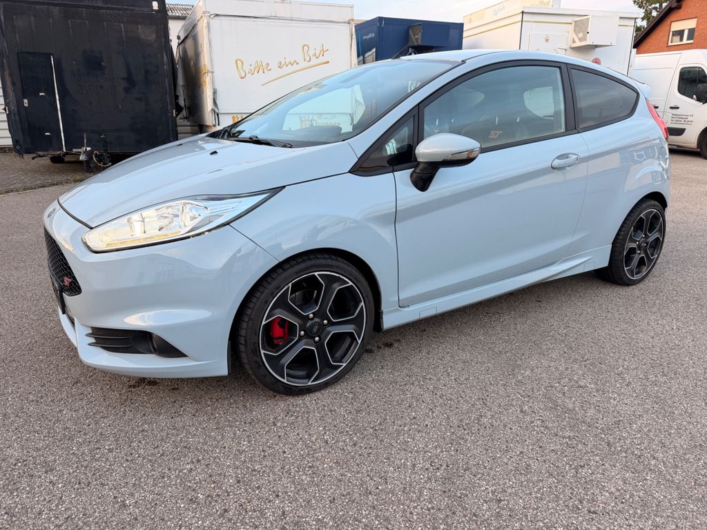 Bild des Angebotes Ford Fiesta 1,6 EcoBoost ST200 ST200