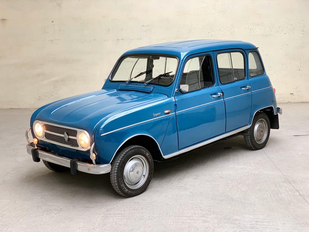Renault R 4 TL, TS neu aufgebaut- Mehrfach vorhanden!