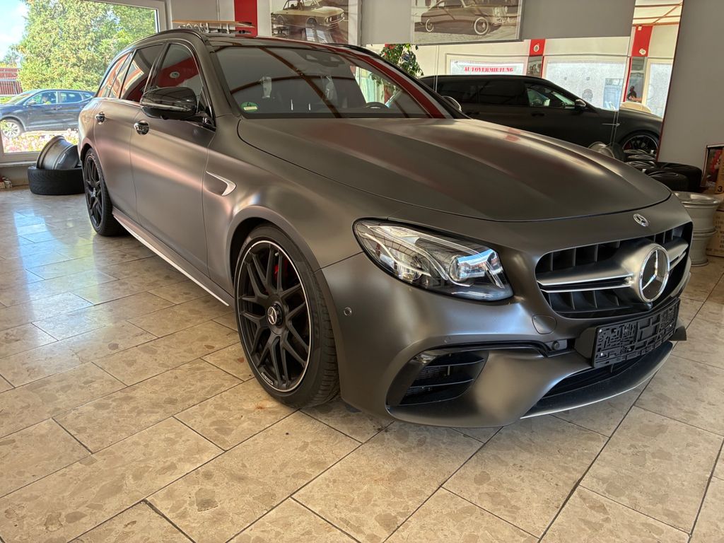 Bild des Angebotes Mercedes-Benz E 63 AMG S-612 HP-Schwarz-Matt-Foliert-Voll-AMG-