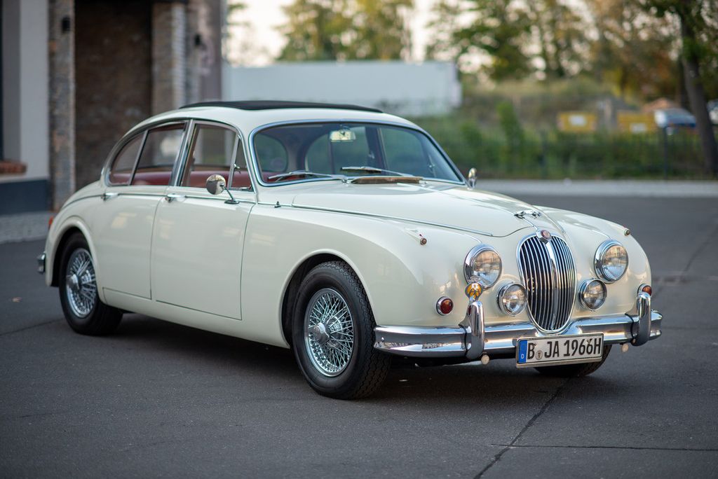 Jaguar MK II 3.8 im Traumzustand mit Webasto Faltdach
