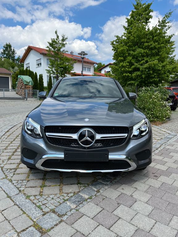 Bild des Angebotes Mercedes-Benz GLC 250 4MATIC AMG Line Coupé Autom. AMG Line