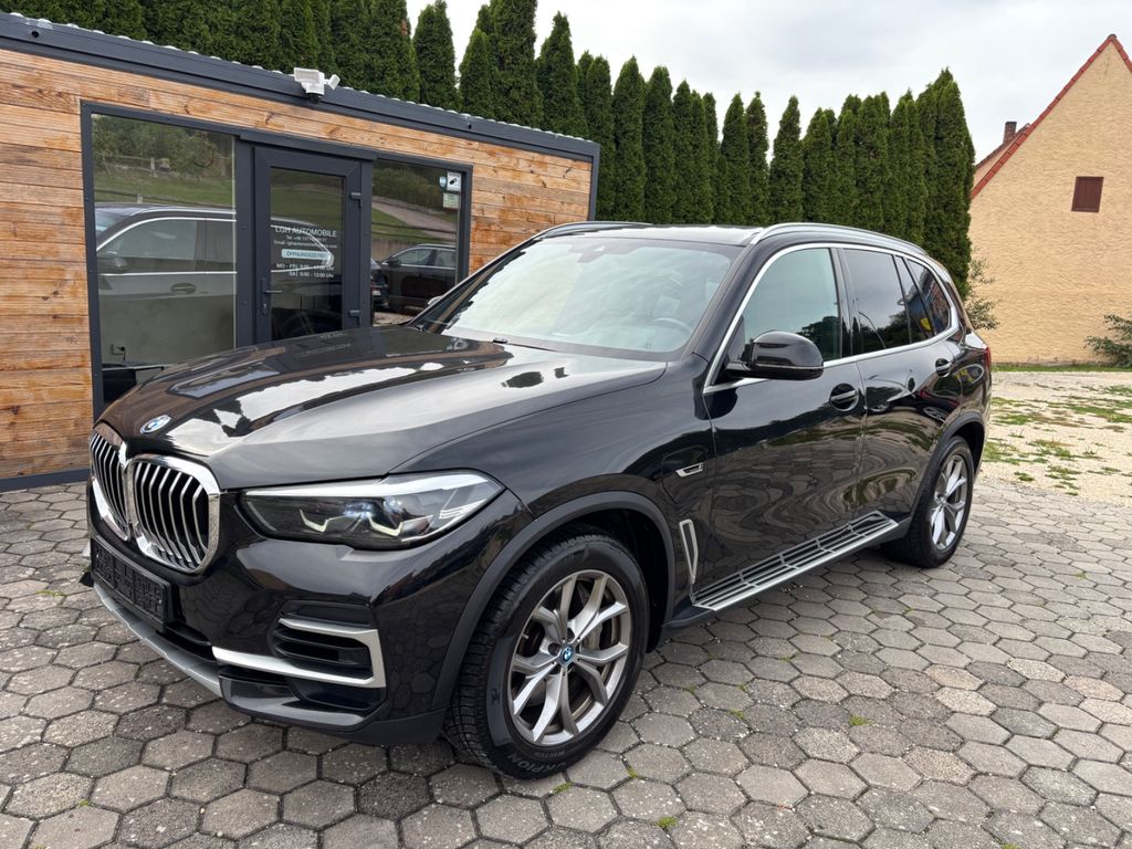 Bild des Angebotes BMW X5 xDrive 45 e xLine*NAVI*LED*SHZ*AHK*KAMERA*ACC