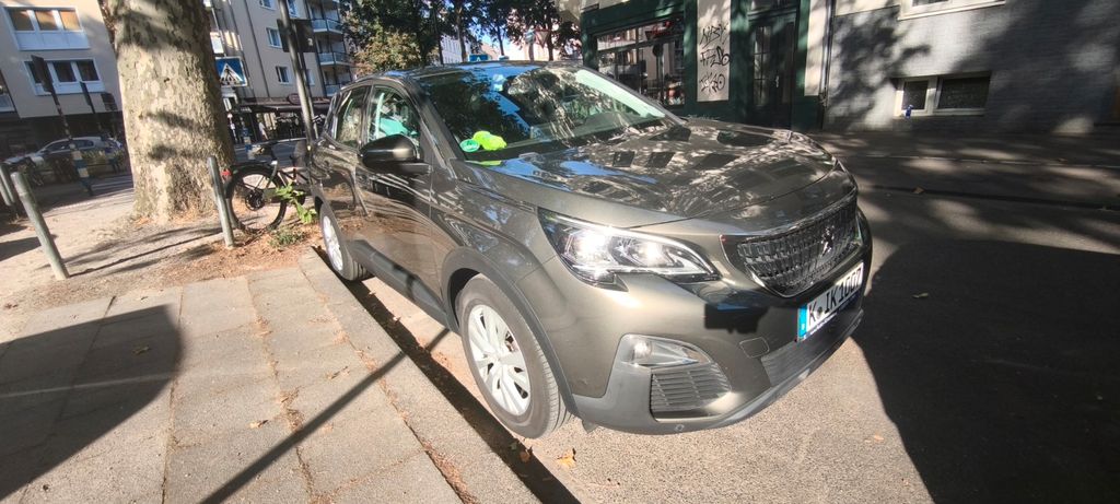 Bild des Angebotes Peugeot 3008 1.6 BlueHDi 120 PS Leder