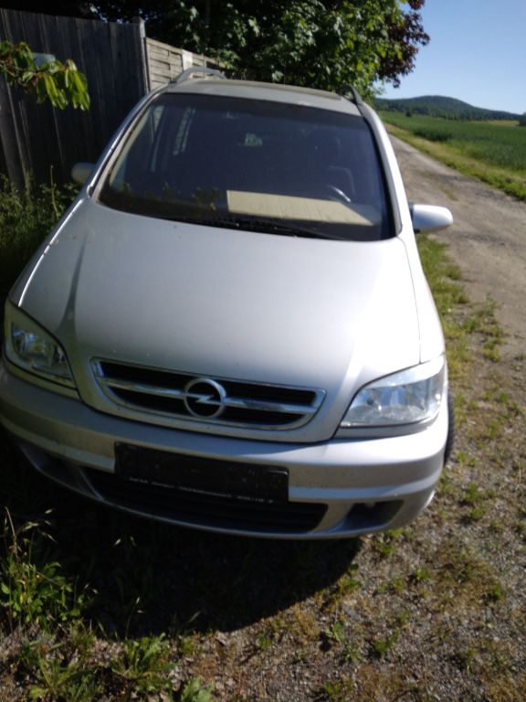 Opel Zafira 1.8 16V -