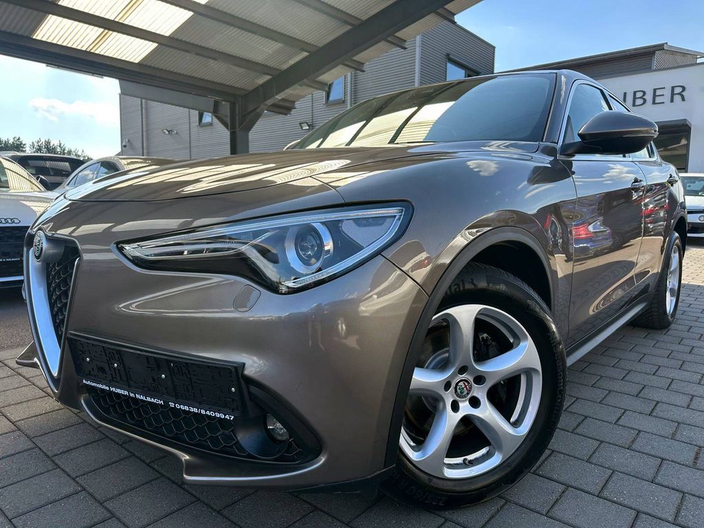 Bild des Angebotes Alfa Romeo Stelvio Super Aut Leder Navi Xenon Kamera Keyles