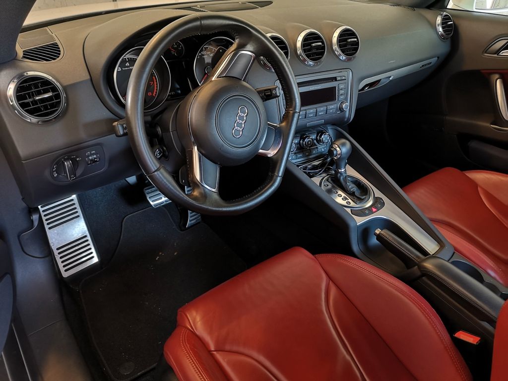 Audi TT 3.2 quattro -1.HAND-AUTOMATIK-SCHECKHEFT