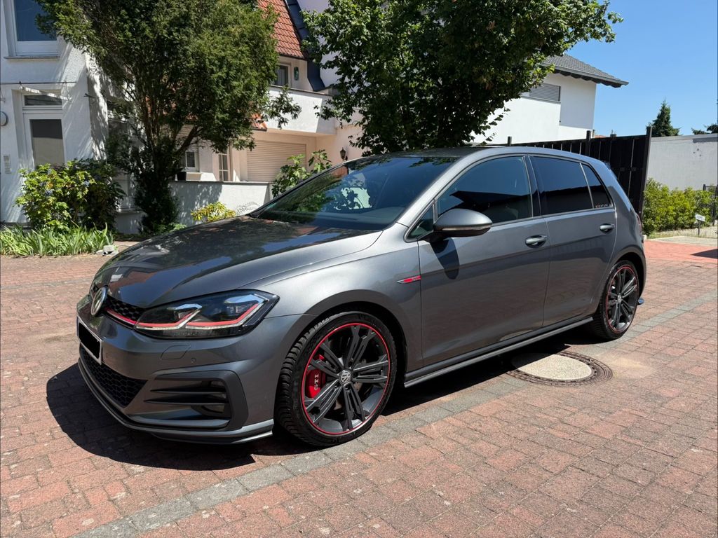 Volkswagen Golf 2.0 TSI GTI Performance GTI Performance
