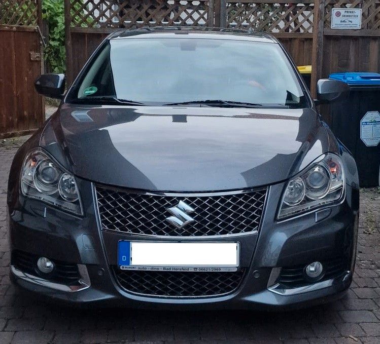 Suzuki Kizashi 2.4 SPORT CVT Allrad SPORT