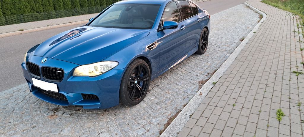 BMW M5 M5
