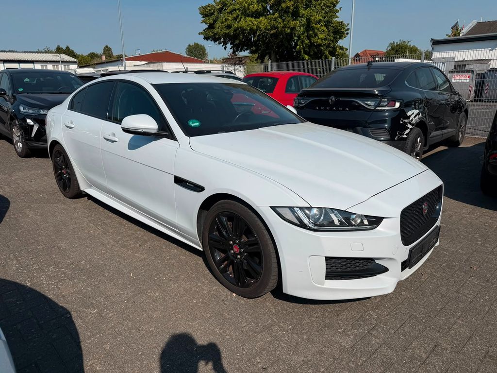 Bild des Angebotes Jaguar XE D200 R Line