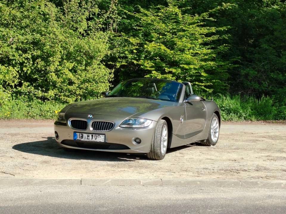 Bild des Angebotes BMW Z4 2.2i - reines Sommerfahrzeug !