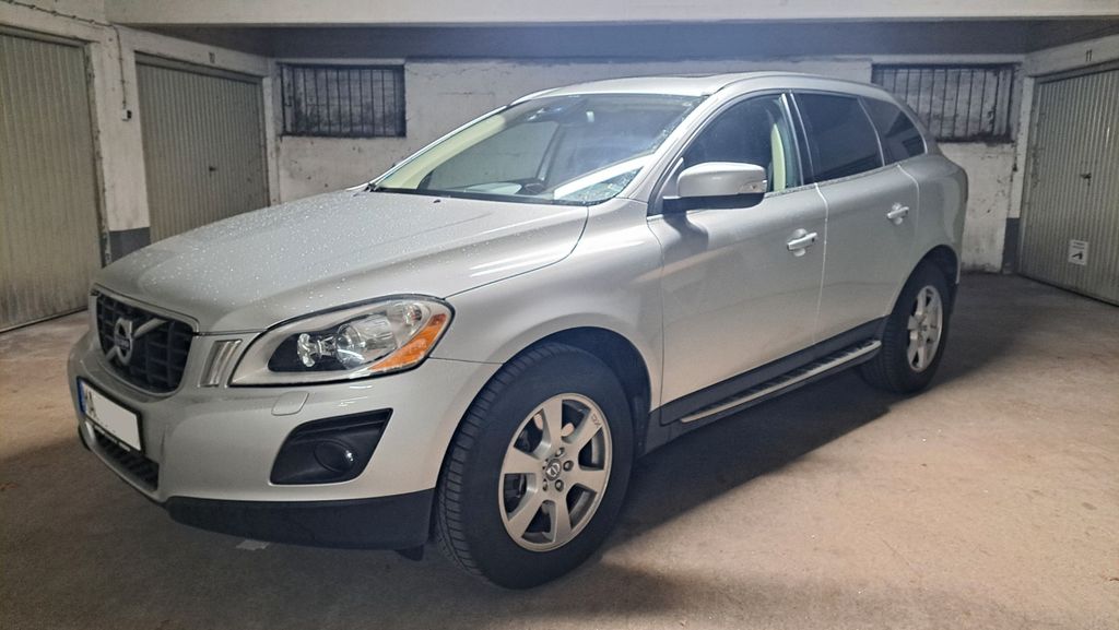 Bild des Angebotes Volvo XC60 2.4D D5 AWD Summum Geartronic AHK+Scheckhef