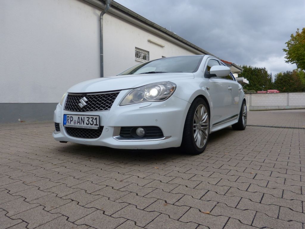 Suzuki Kizashi 4x4 Allrad