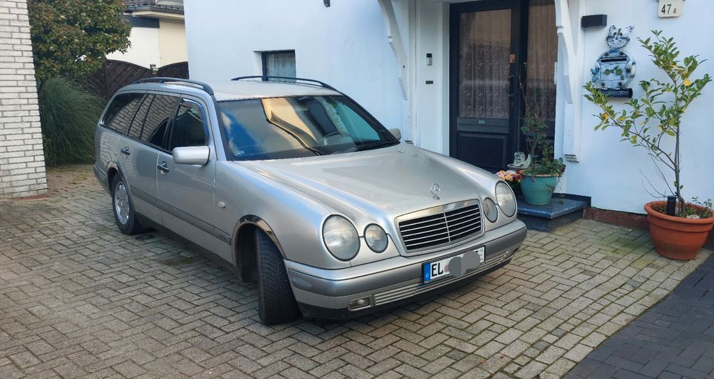 Bild des Angebotes Mercedes-Benz E 290