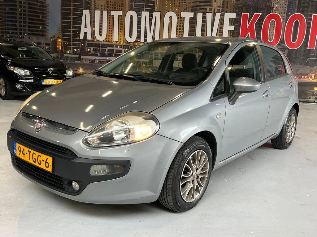 Bild des Angebotes Fiat Punto Evo 1.3 Multijet 62KW 5DR 2012 Clima Airco