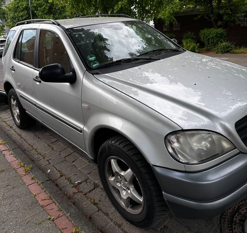 Bild des Angebotes Mercedes-Benz ML 270 Schaltgetriebe