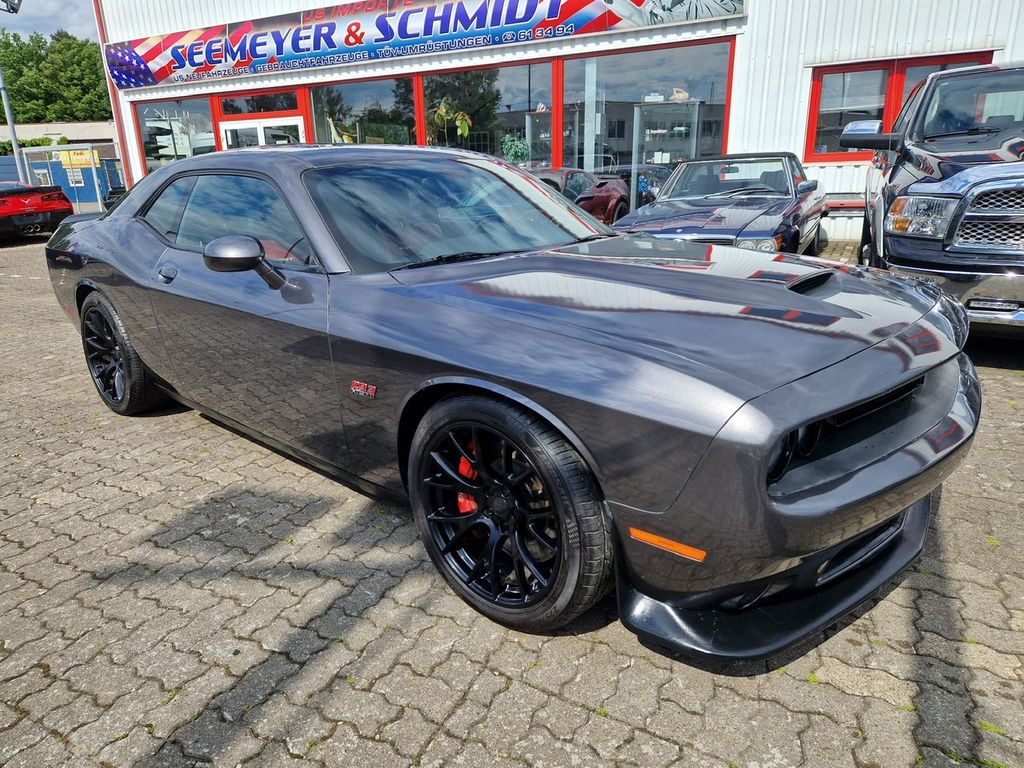 Bild des Angebotes Dodge Challenger SRT 392-6,4L-V8-unfallfrei