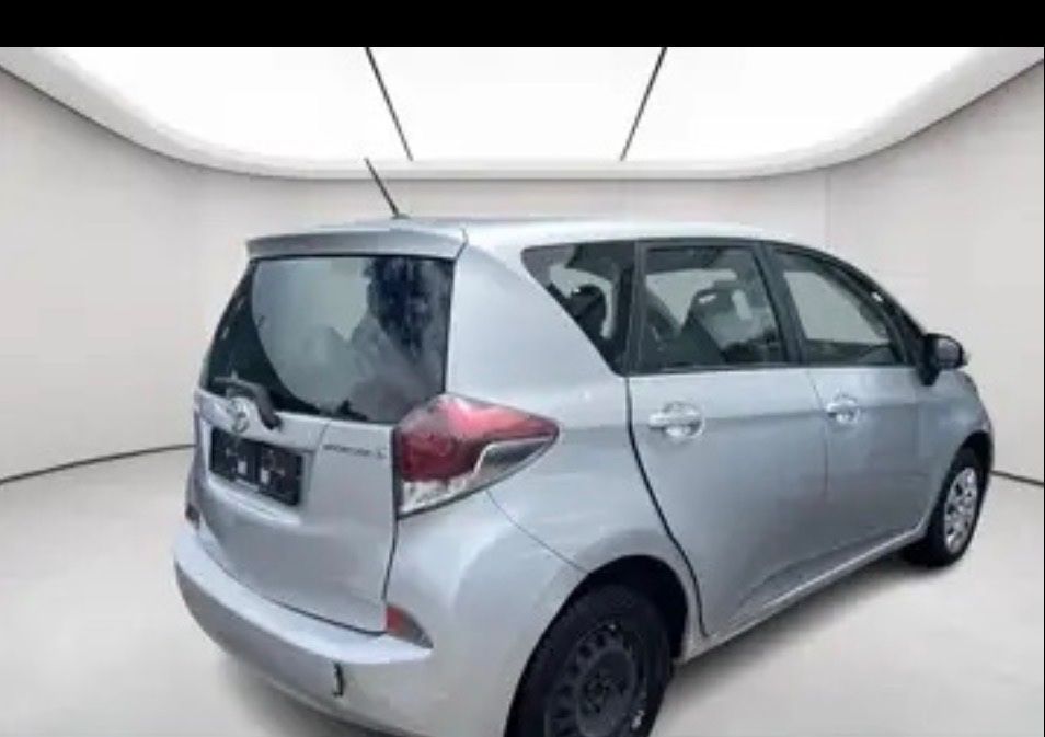 Bild des Angebotes Toyota Verso-S 1,4-l-D-4D Comfort Comfort