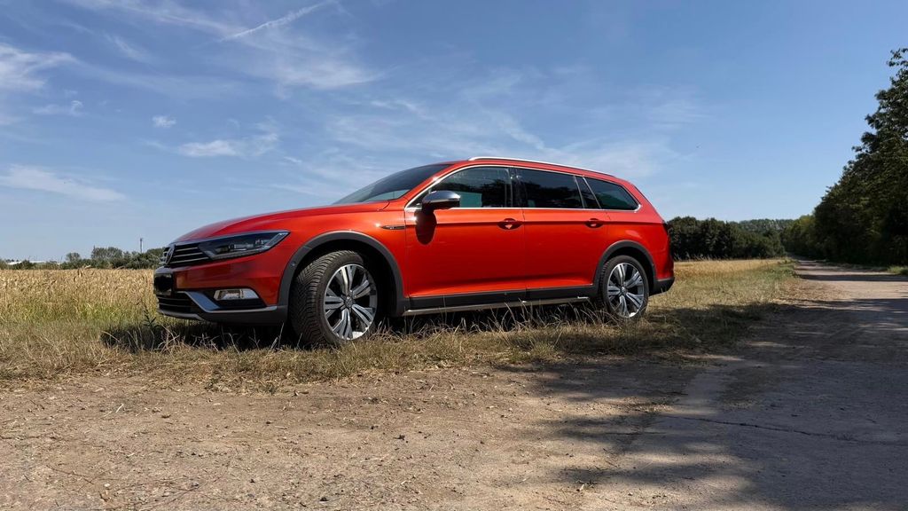Bild des Angebotes Volkswagen VW Passat Alltrack 2.0 BiTDI 4Motion DSG | Pano