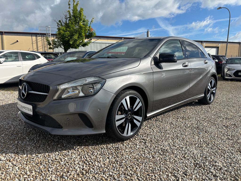 Bild des Angebotes Mercedes-Benz A 200 Urban Night Paket +NAVI+PTS+GRA+