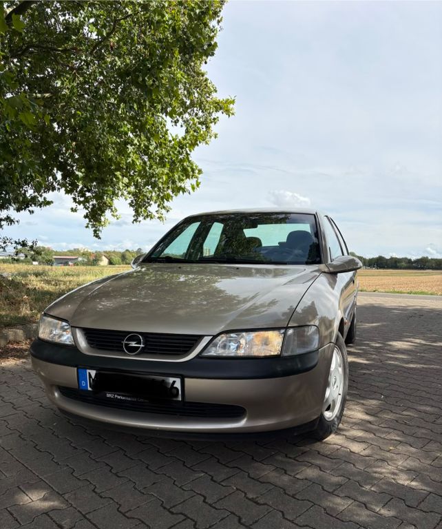 Bild des Angebotes Opel Vectra 1.6 16V Hattrick Klima Hattrick Klima