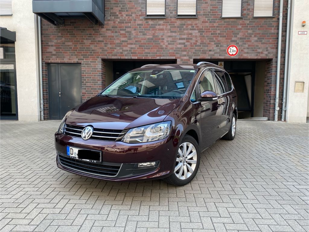 Bild des Angebotes Volkswagen Sharan 2.0 TDI 7 Sitzer Beach