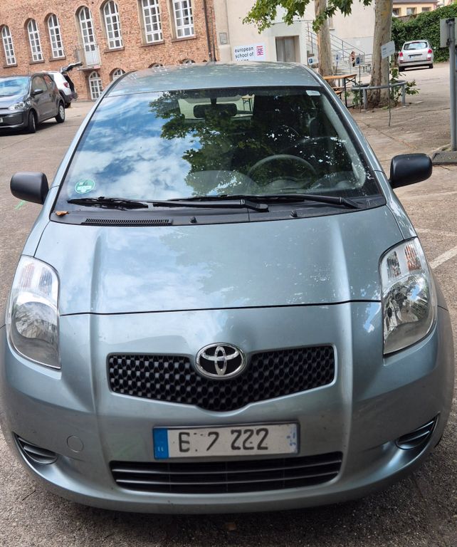 Bild des Angebotes Toyota Yaris 1,3-l-VVT-i Luna