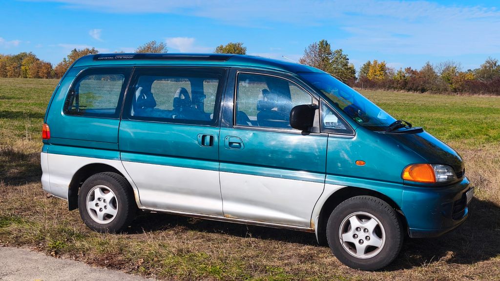 Bild des Angebotes Mitsubishi Space Gear 2.4 7-Sitzer GLS (Mitsubishi L400)