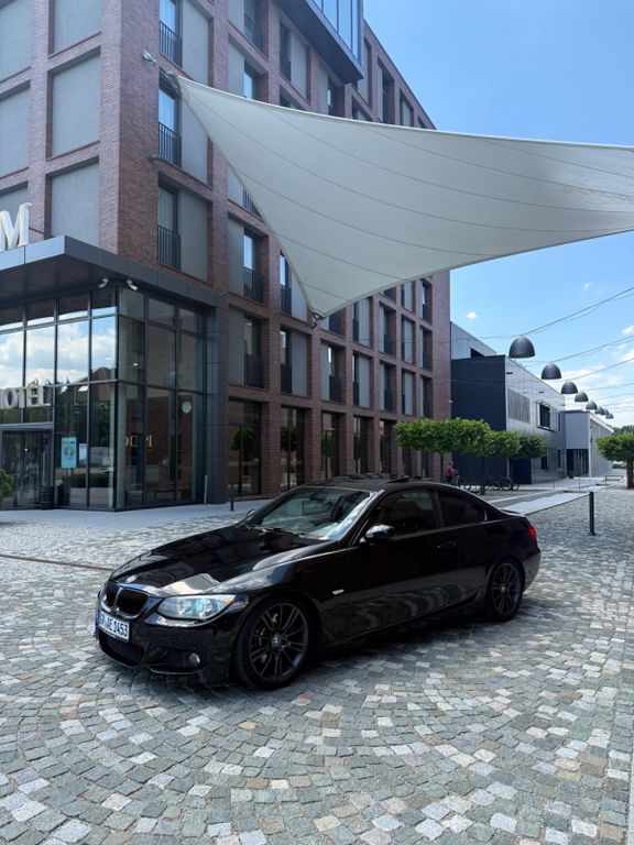 Bild des Angebotes BMW 330d xDrive Coupé M Sport Edition M Sport Ed...