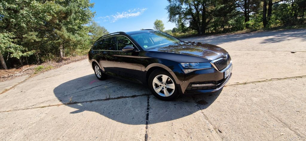 Bild des Angebotes Skoda Superb 2.0 TDI SCR DSG AMBITION COMBI AMBITION