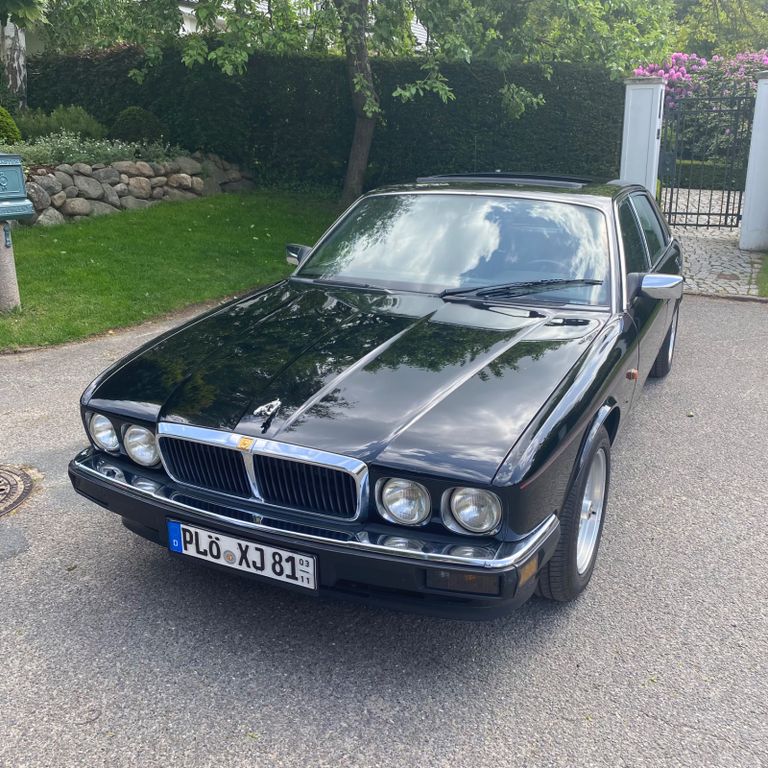 Bild des Angebotes Jaguar XJ81 Checkheft, H-Kennzeichen, Gutachten: 2+