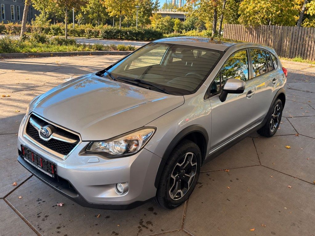 Bild des Angebotes Subaru XV 2.0 4x4/XENON/KAM/Schalter/Navi/Schiebedach