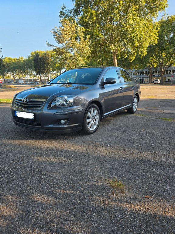 Bild des Angebotes Toyota Avensis 2.0 D-4D -