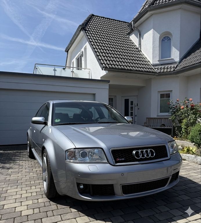 Audi RS6 4.2 tiptronic quattro -