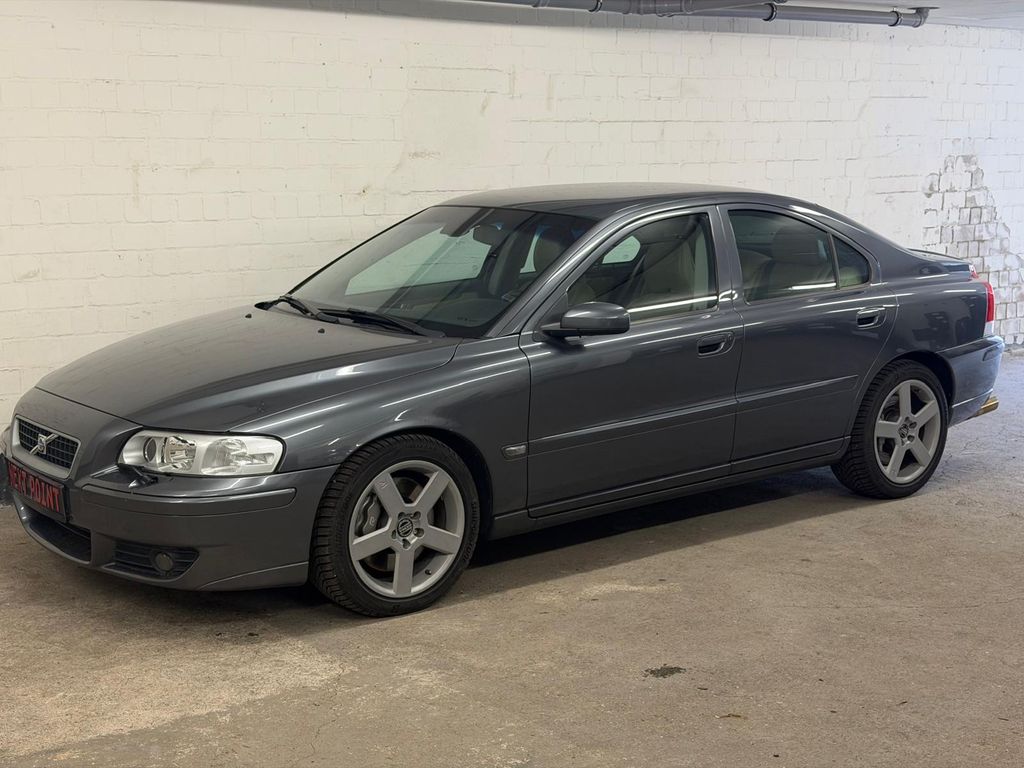 Bild des Angebotes Volvo S60 Lim. R, Allrad, 300 PS