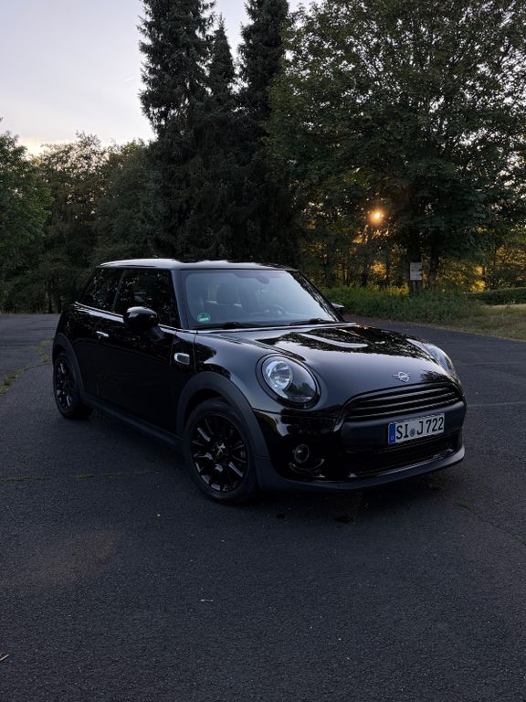 Bild des Angebotes MINI One Blackyard