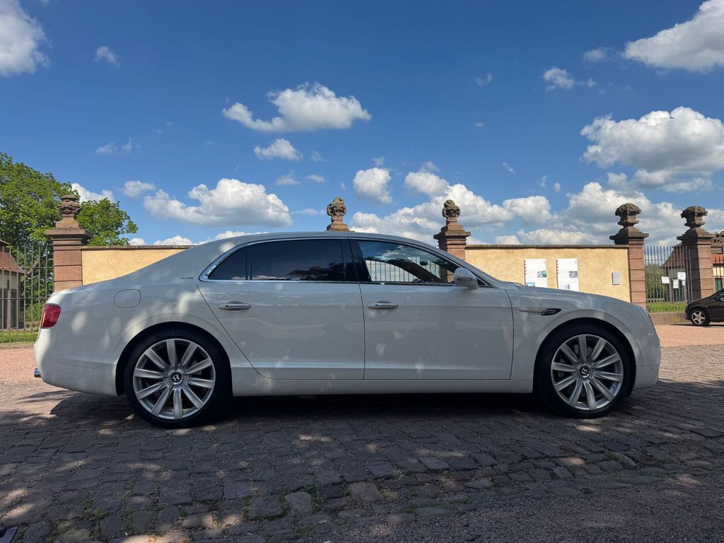 Bild des Angebotes Bentley Flying Spur 6.0 W12 Speed Mulliner Massage TV