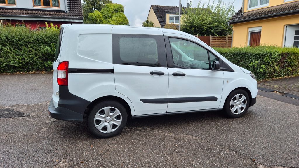 Bild des Angebotes Ford Transit Courier