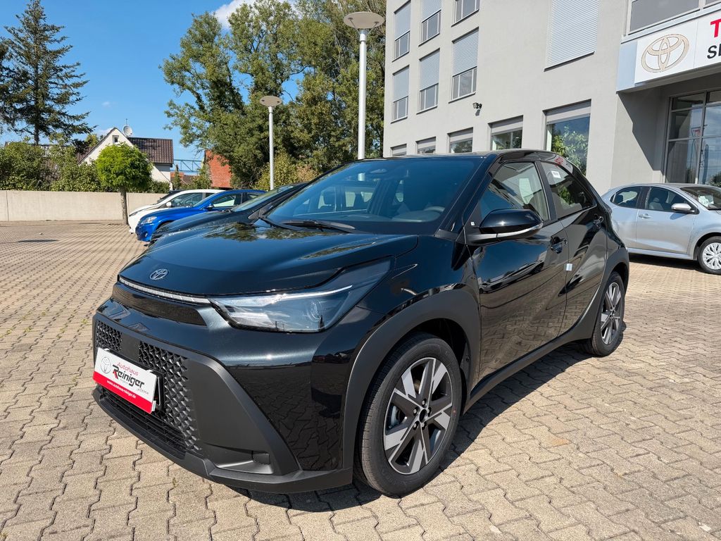 Bild des Angebotes Toyota Aygo X Active 1.5l Hybrid*Sitzheizung,Kamera*