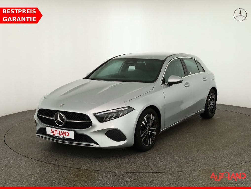 Bild des Angebotes Mercedes-Benz A220d Progressive LED Navi Sitzheizung Kamera