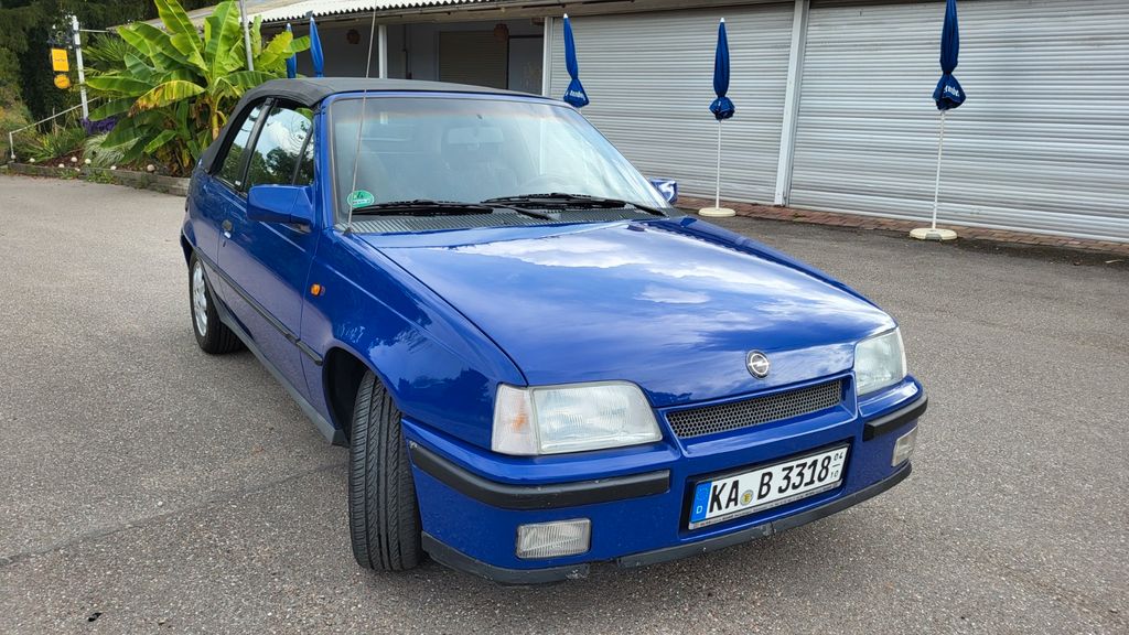 Opel Kadett Cabrio 1,6   75 PS  Neue Lackierung