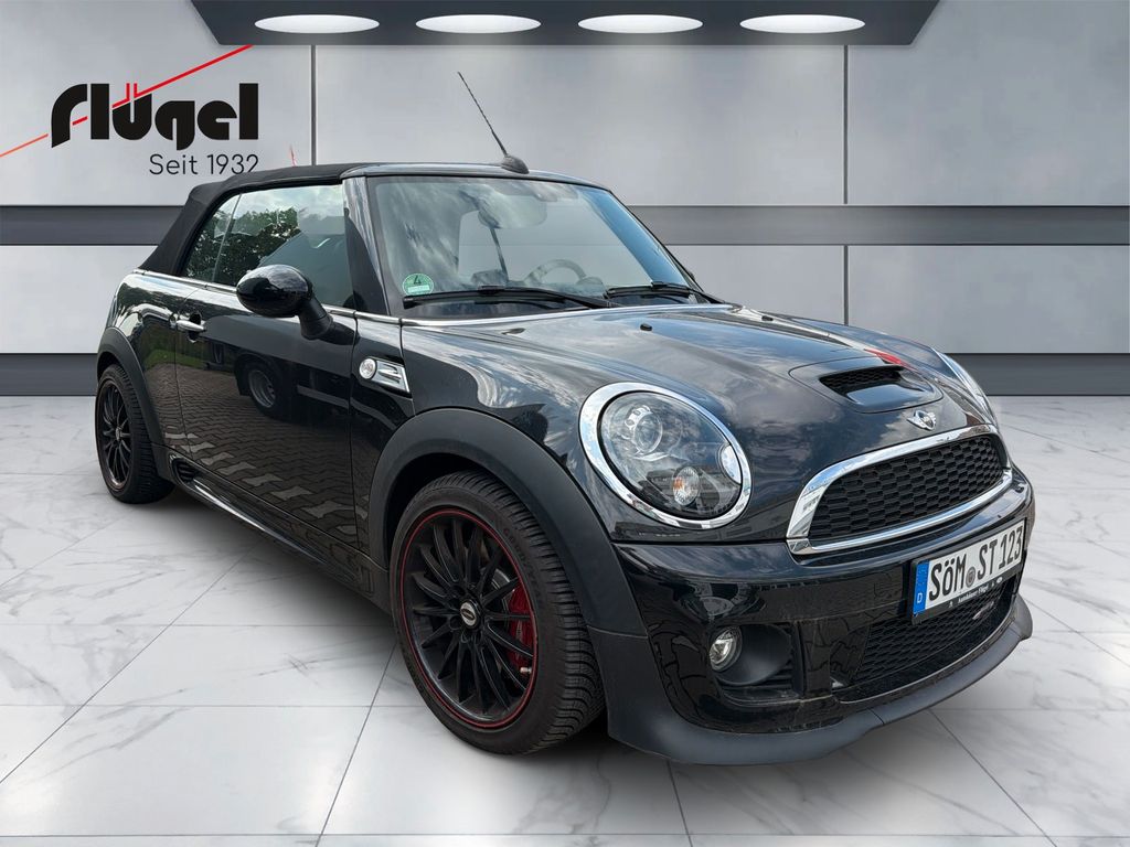 Bild des Angebotes MINI JOHN COOPER WORKS Cabrio John Cooper Works