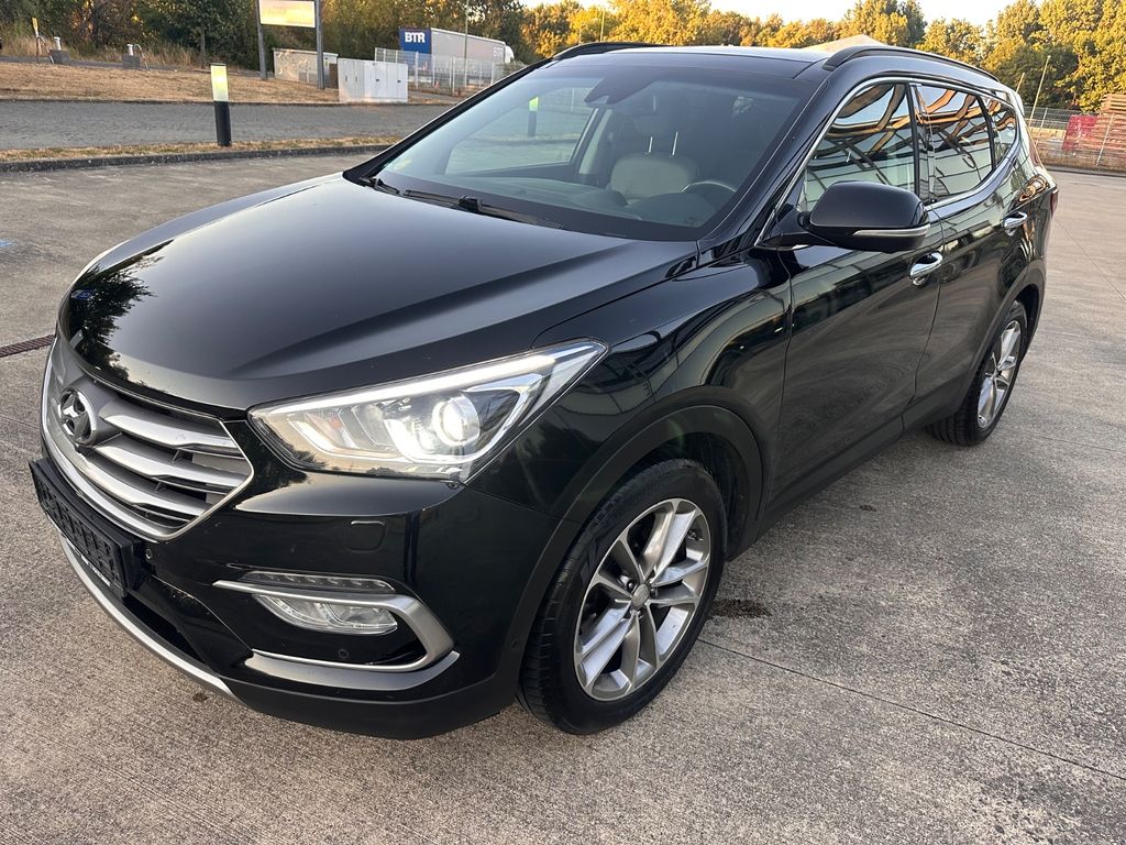 Bild des Angebotes Hyundai Santa Fe blue Premium 4WD*AHK*7Si*Pano*360Cam.