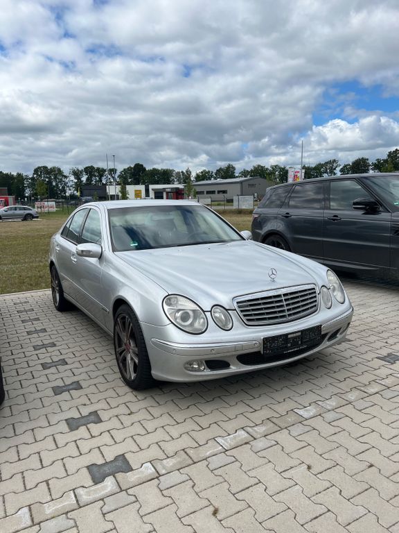Bild des Angebotes Mercedes-Benz E 270 CDI ELEGANCE