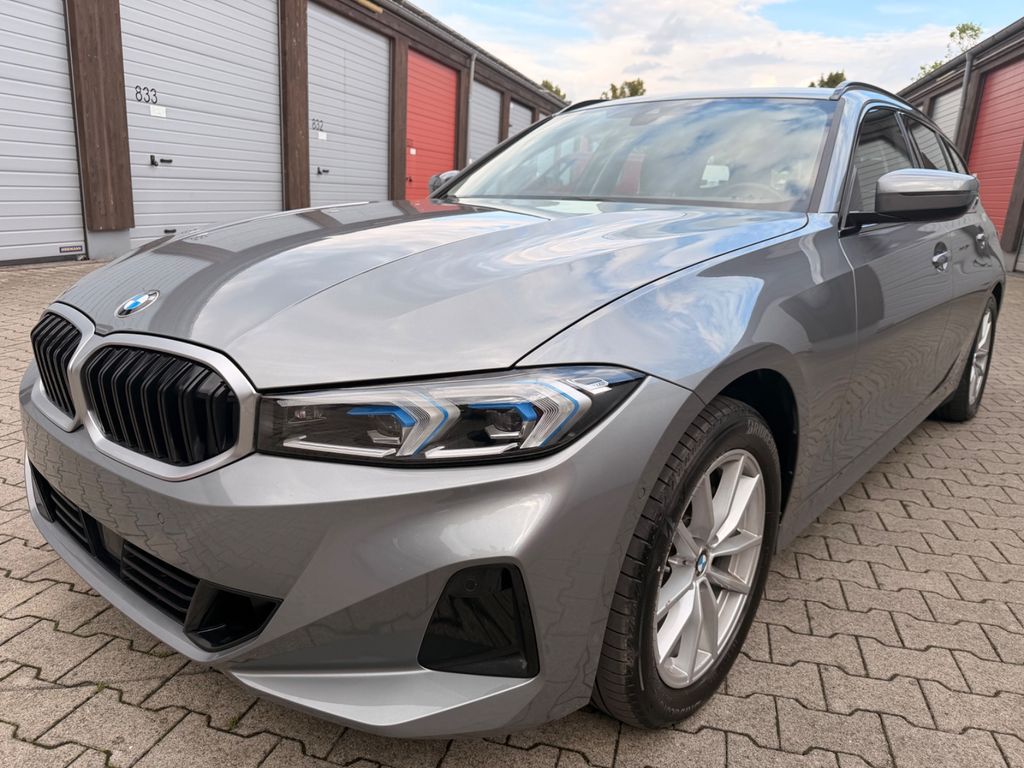 Bild des Angebotes BMW 318d Touring NAVI,LED,PDC