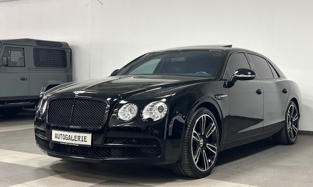 Bild des Angebotes Bentley Flying Spur 4.0 V8 | Deutsches Fzg. - All Black!