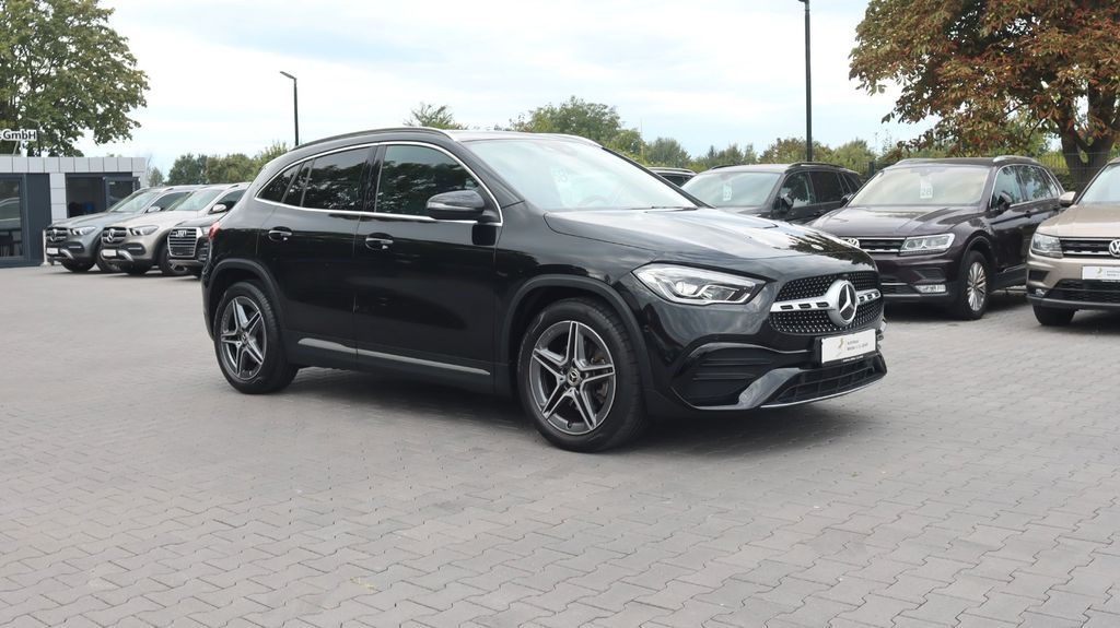 Bild des Angebotes Mercedes-Benz GLA250 4Matic AMG Pano Navi TotW Spur Kamera AHK